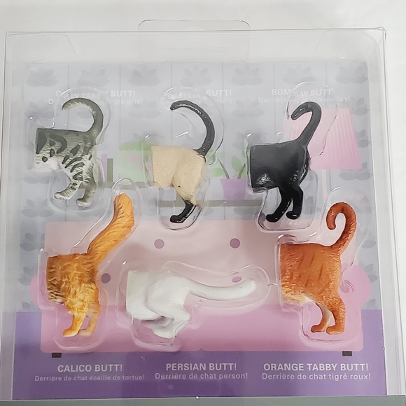 Kikkerland Cat Butt Magnets - Set of 6 - Picture 3 of 5